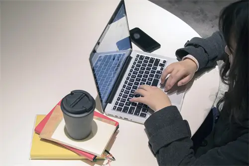 含义是合作的成语